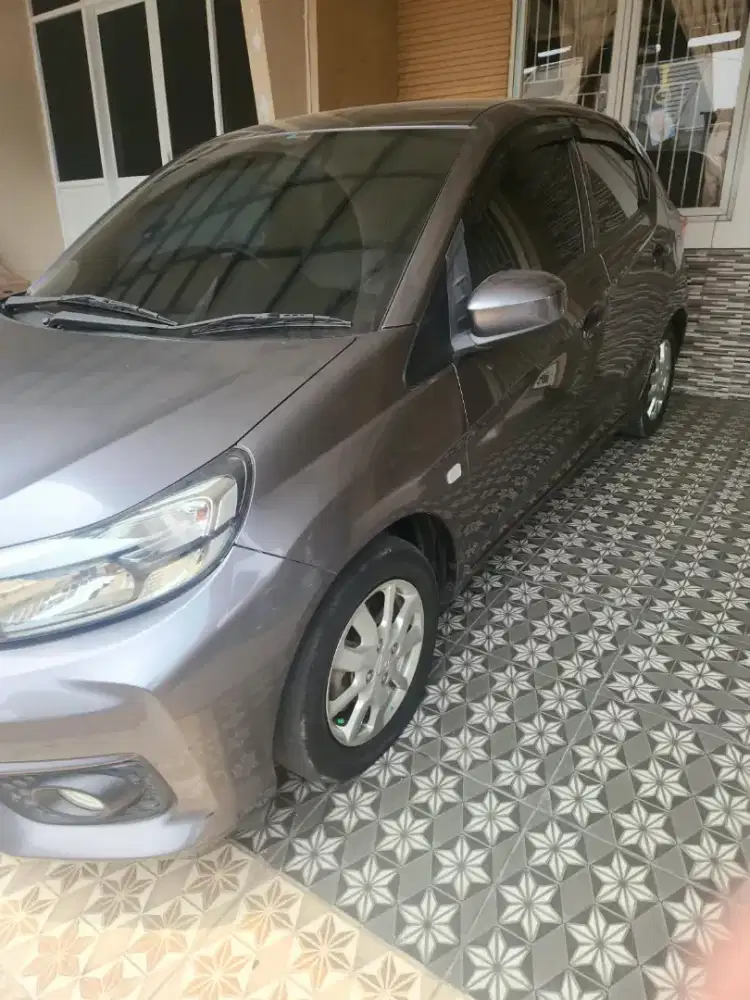 Jual mobil brio