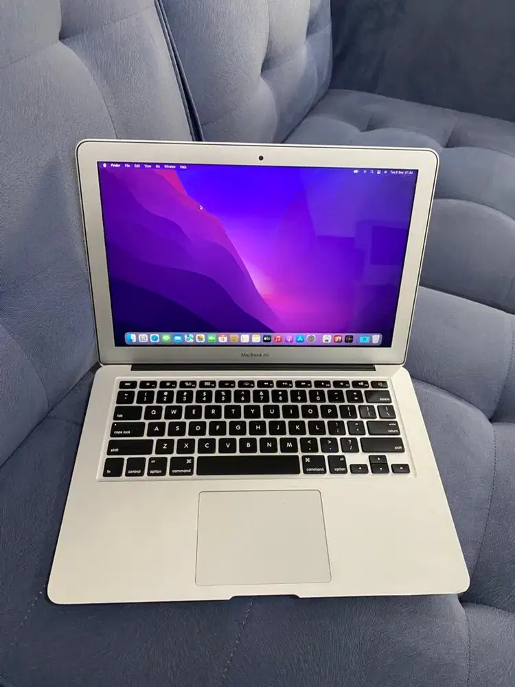MACBOOK AIR 2017 i5 RAM 8/128 13INCH DENT