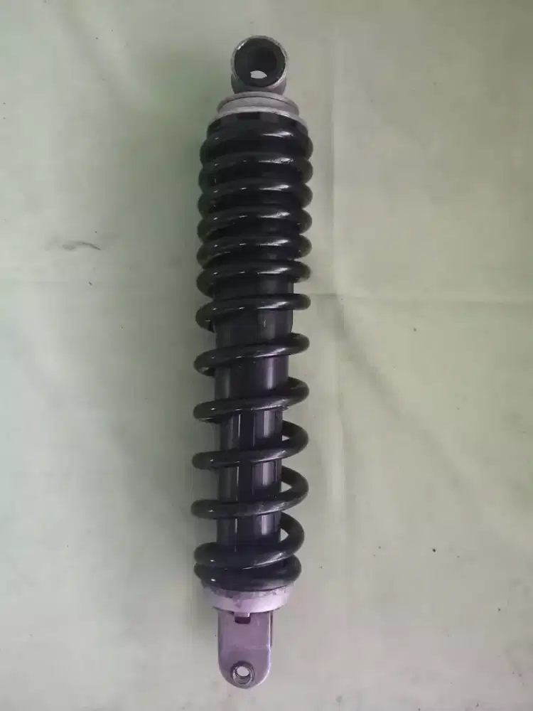 Shockbreker matic beat karbu cabutan