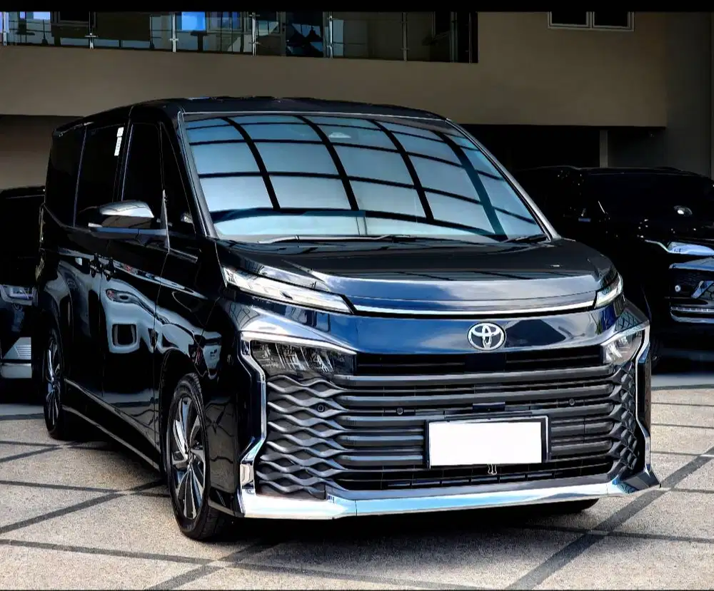 TOYOTA VOXY FACELIFT TSS EDITION PK 2024 BLACK