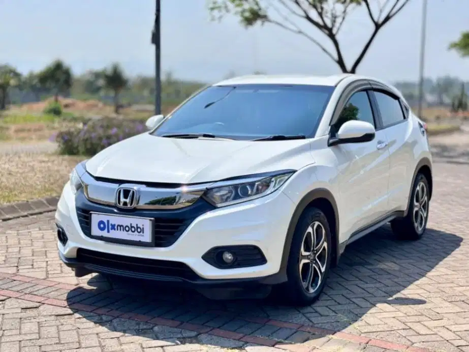 Honda HRV 1.5 E Bensin OTOMATIS 2020 NJL