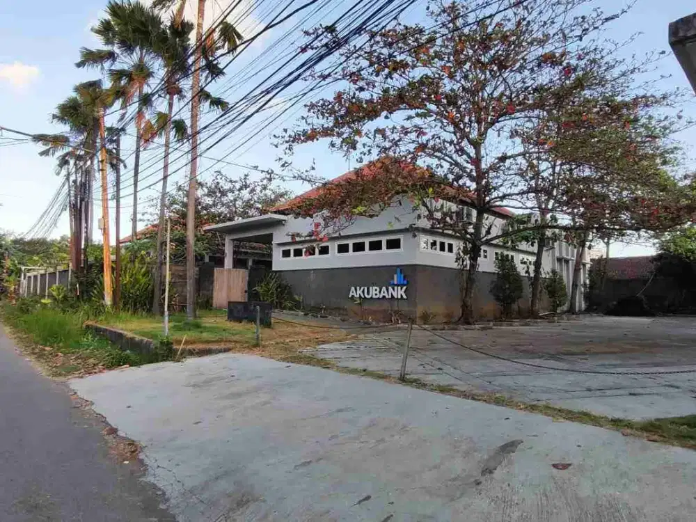 Di Sewakan Gedung Luas Siap Pakai Di Renon Denpasar
