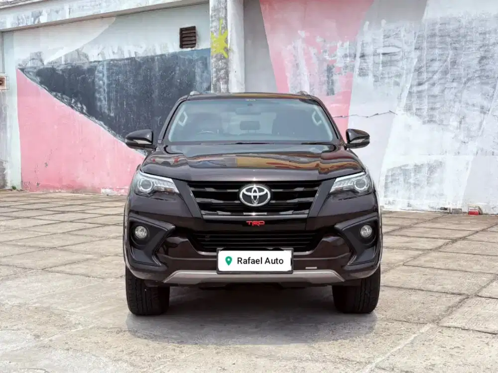 TOYOTA FORTUNER 2018
