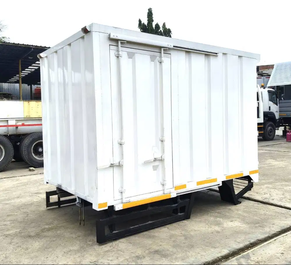 MULUS MURAH Box Besi CDE 4roda Engkel bok Toyota Dyna 2,9 meter