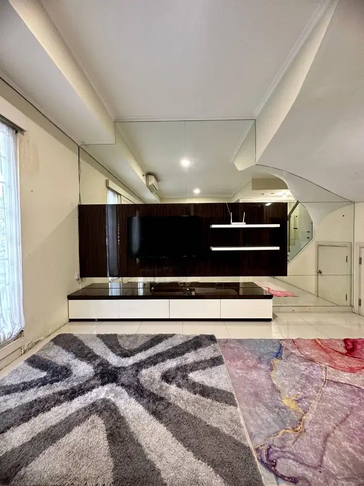 SEWA APARTEMEN TAHUNAN 2 LANTAI WATERPLACE RESIDENCE SURABAYA BARAT