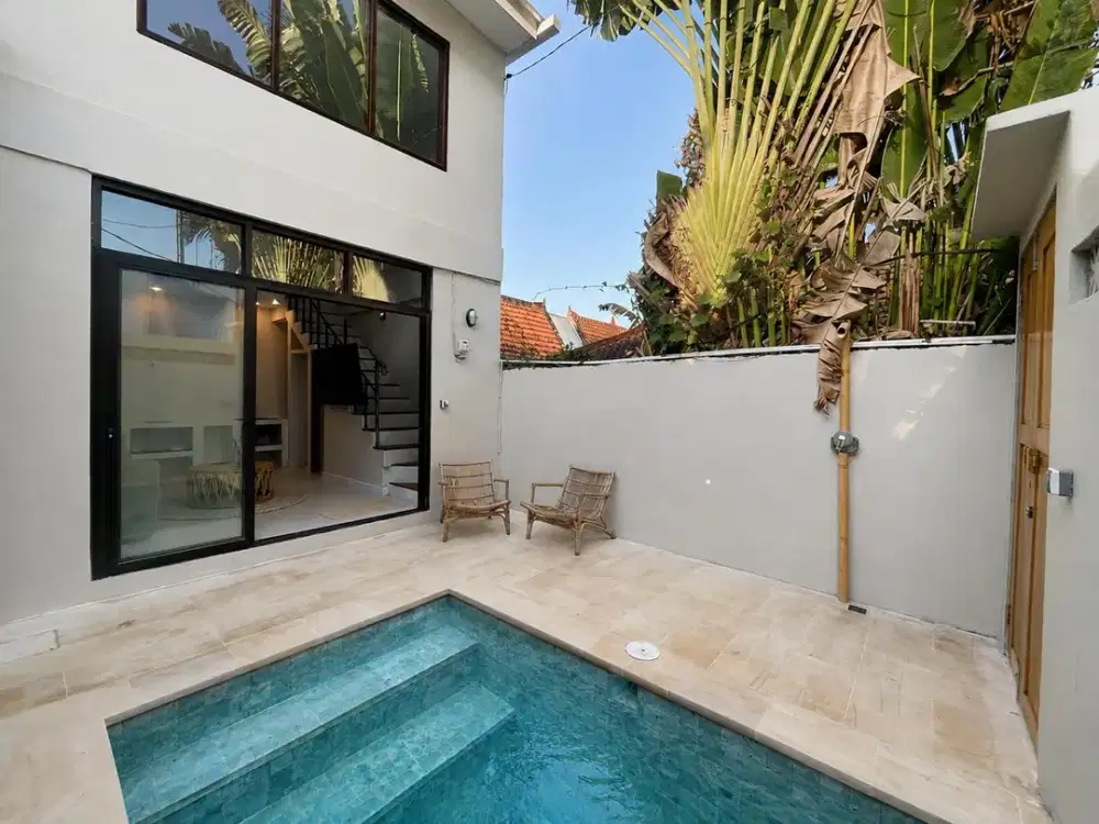 BEACHSIDE VILLA IN BATU BOLONG CANGGU