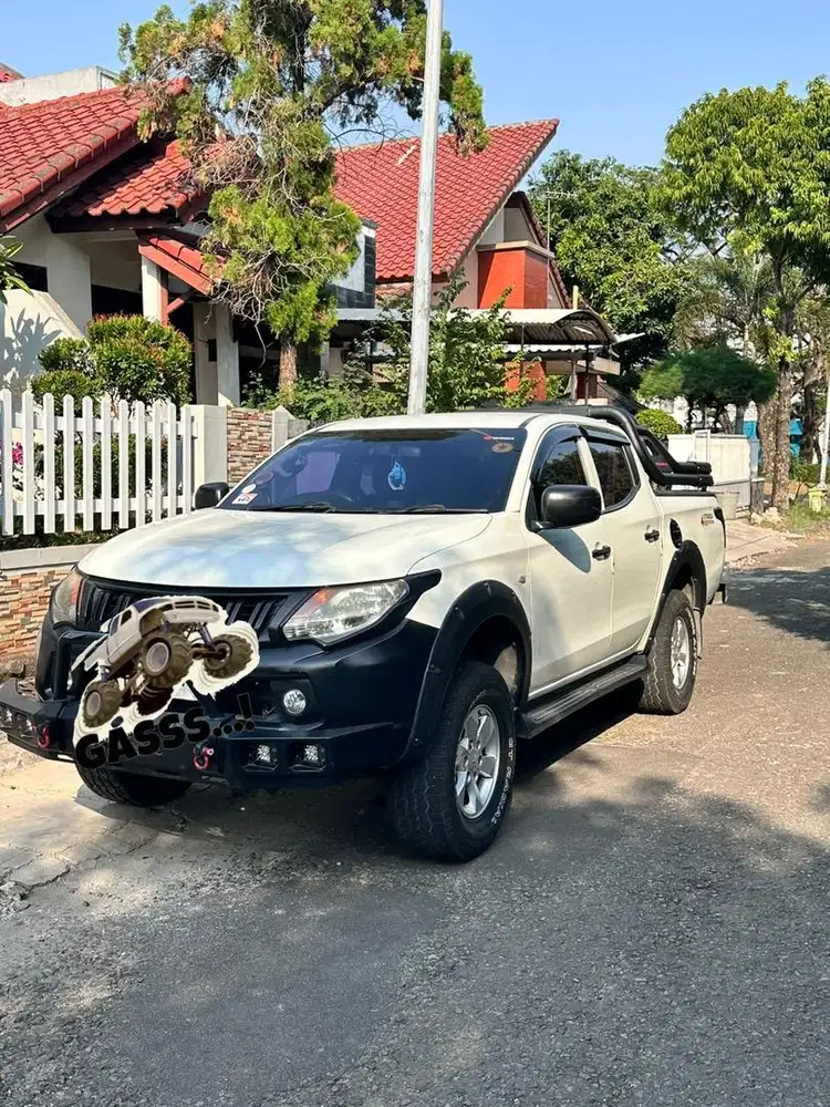 Triton Hdx 2.4 2017 Putih Mulus