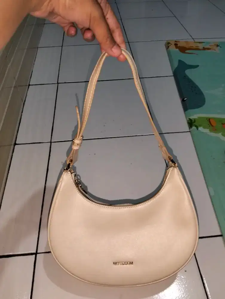 Tas tenteng MOSSDOOM