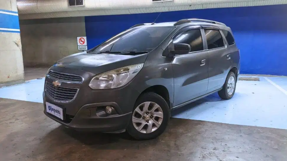 KM Rendah - Chevrolet Spin 1.5 LTZ Bensin-AT 2013