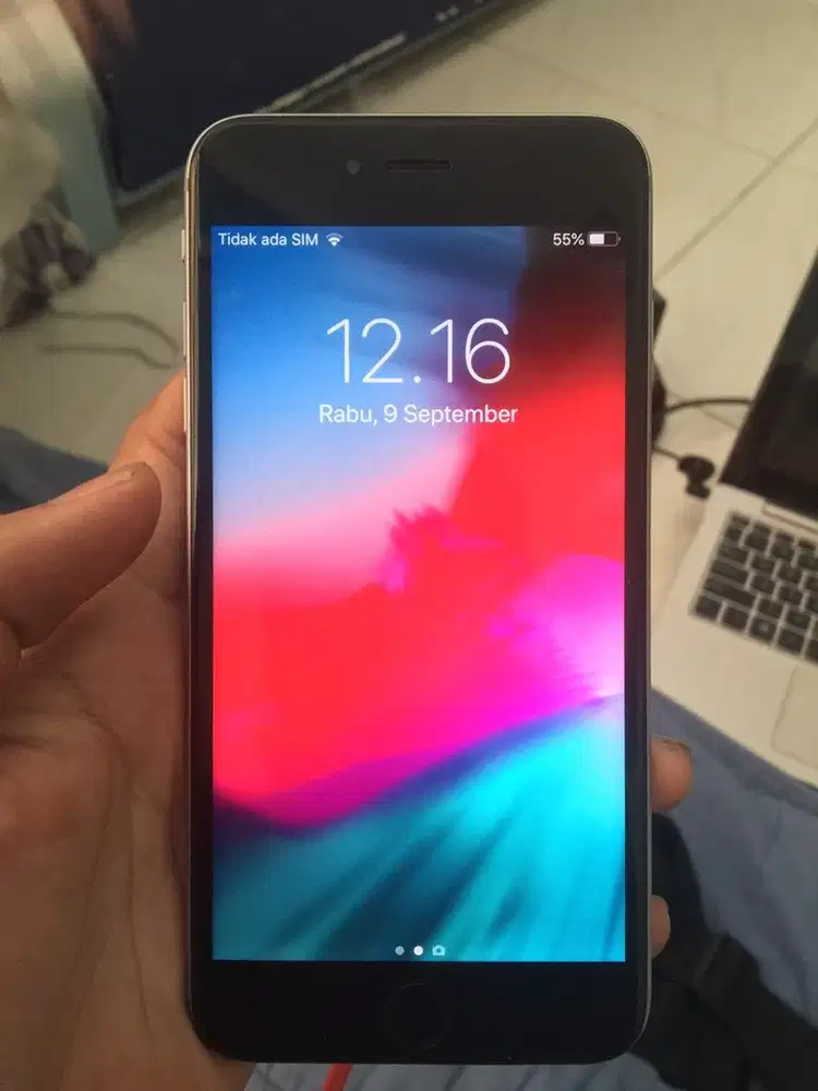 iPhone 6 Plus Black Grey 64GB WiFi Only