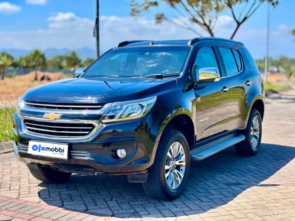 Chevrolet Trailblazer 2.5 LTZ Solar-AT 2018 Hitam NACM