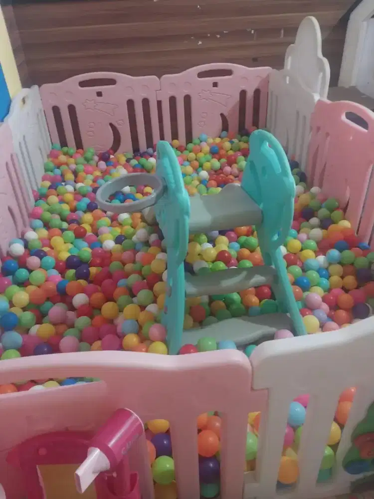 dijual peralatan playground, klm bola dan ayunan
