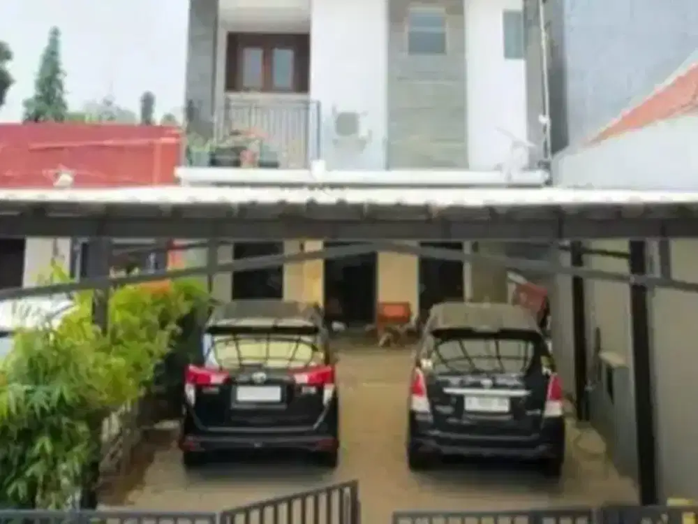 DIJUAL RUMAH LUAS DAN STRATEGIS – CILANDAK TIMUR, JAKARTA SELATAN (024)