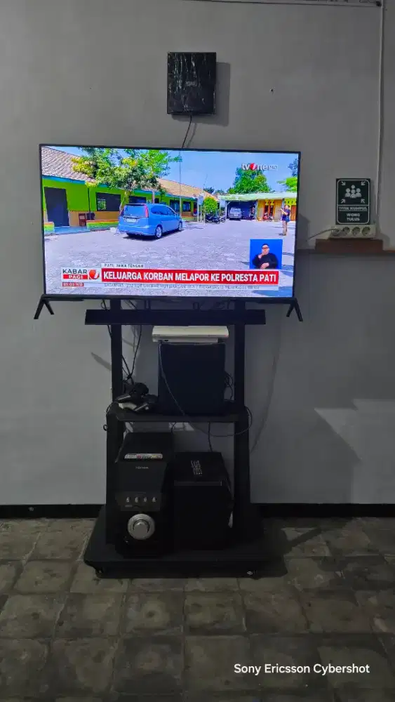 TV POLYTRON GOOGLE 43INCH GARANSI PANJANG