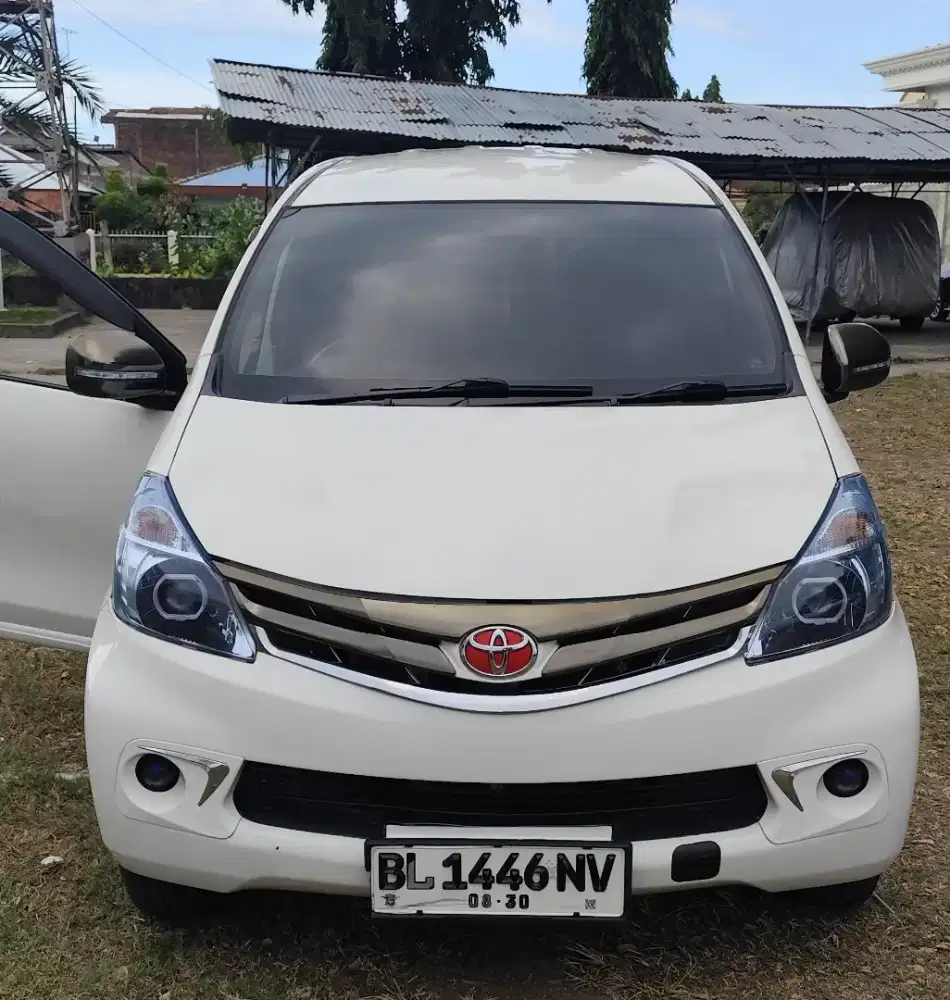 Di jual Avanza Metic 2015