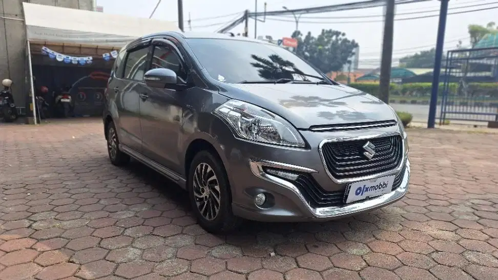 DP MURAH Suzuki Ertiga 1.4 Dreza Bensin-AT 2017 CBORB