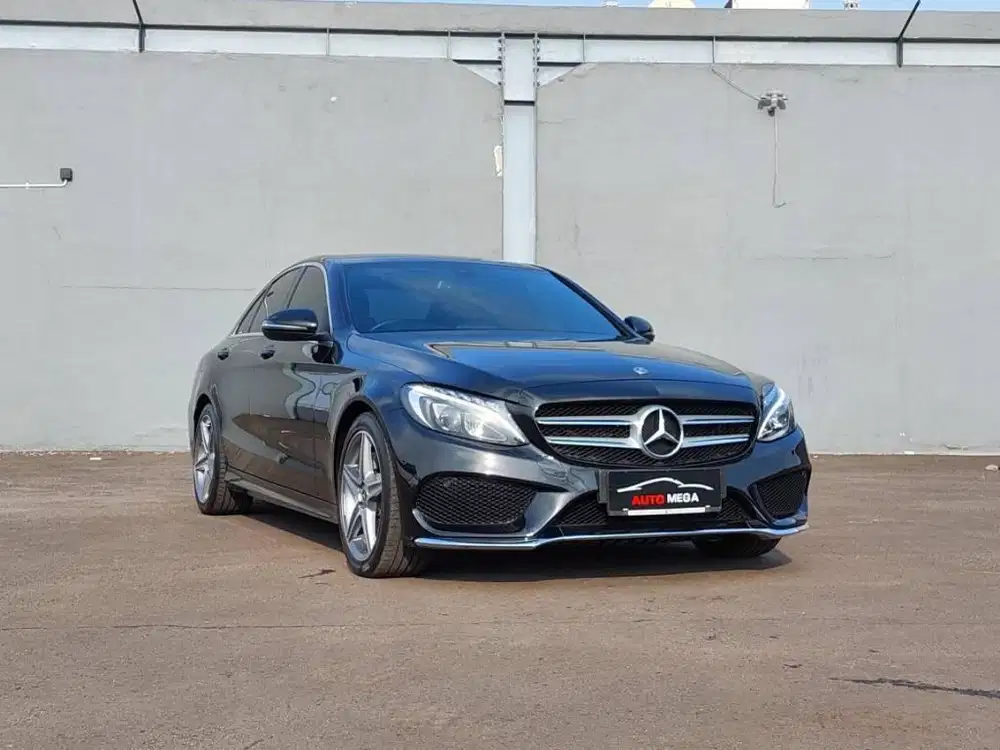 Mercedes Benz Mercy C200 C 200  ( W205 ) AMG 2017 Black on Black
