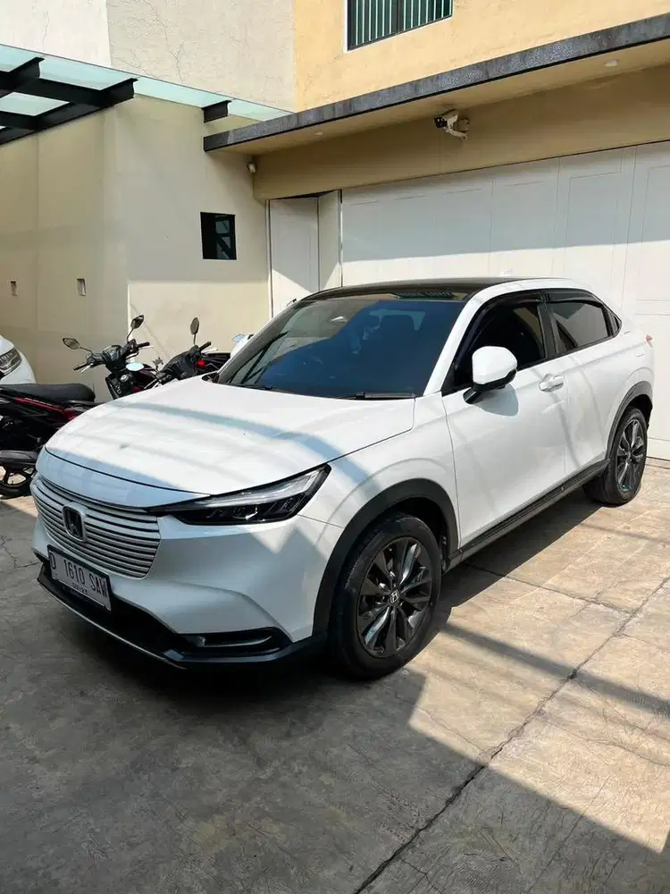Honda HRV SE 2022 km 43rb putih