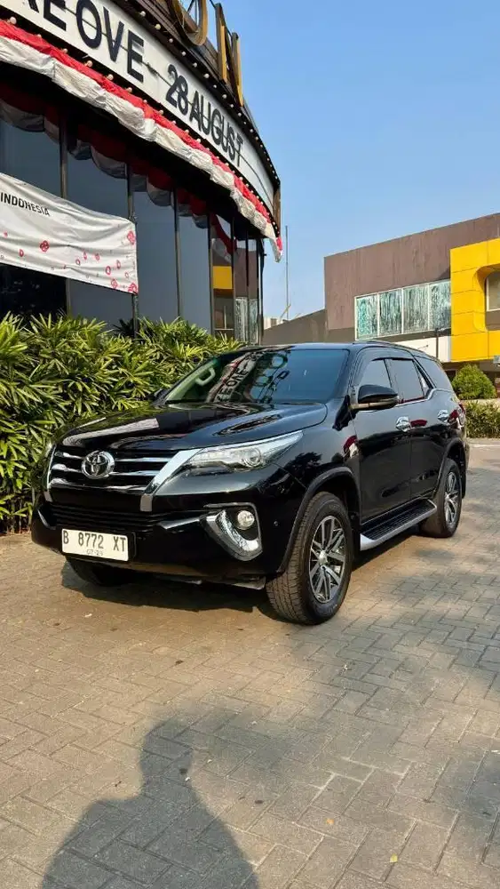 TOYOTA FORTUNER 2.4 VRZ AT 2019 HITAM PROMO MURAH DP MINIM