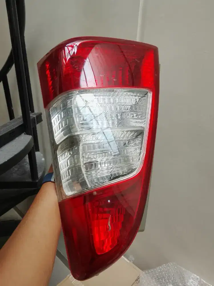 Handlamp belakang Grand Innova 2012