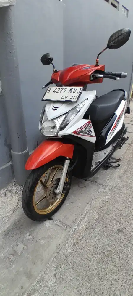 Bismillah jual honda beat esp thn 2015