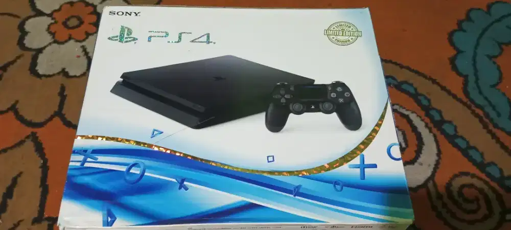 PS 4 slim 1 TB complete 2 stick +kardus+1 kaset free