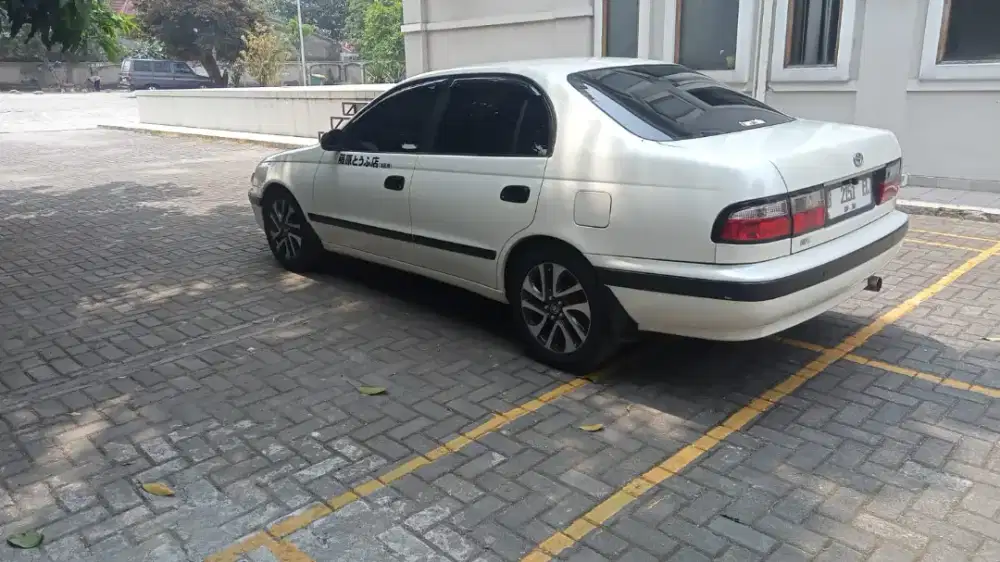 Toyota corona 1.6 mt
