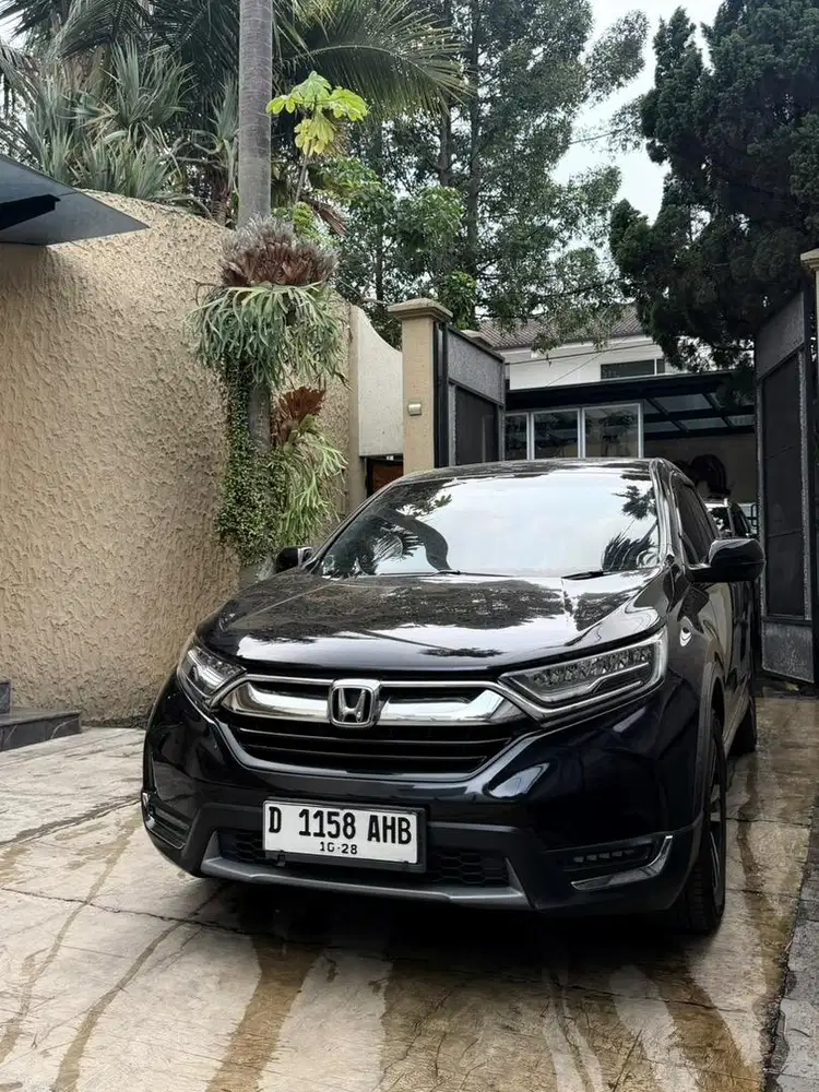 Honda CRV Prestige 2018 hitam km 68rb
