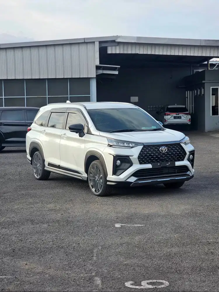 All New Toyota Kijang Innova Zenix 2.0 HV CVT 2026 !!