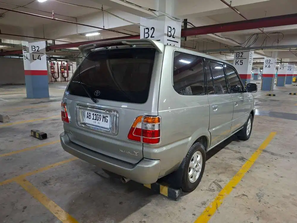 Toyota Kijang 2003 Bensin