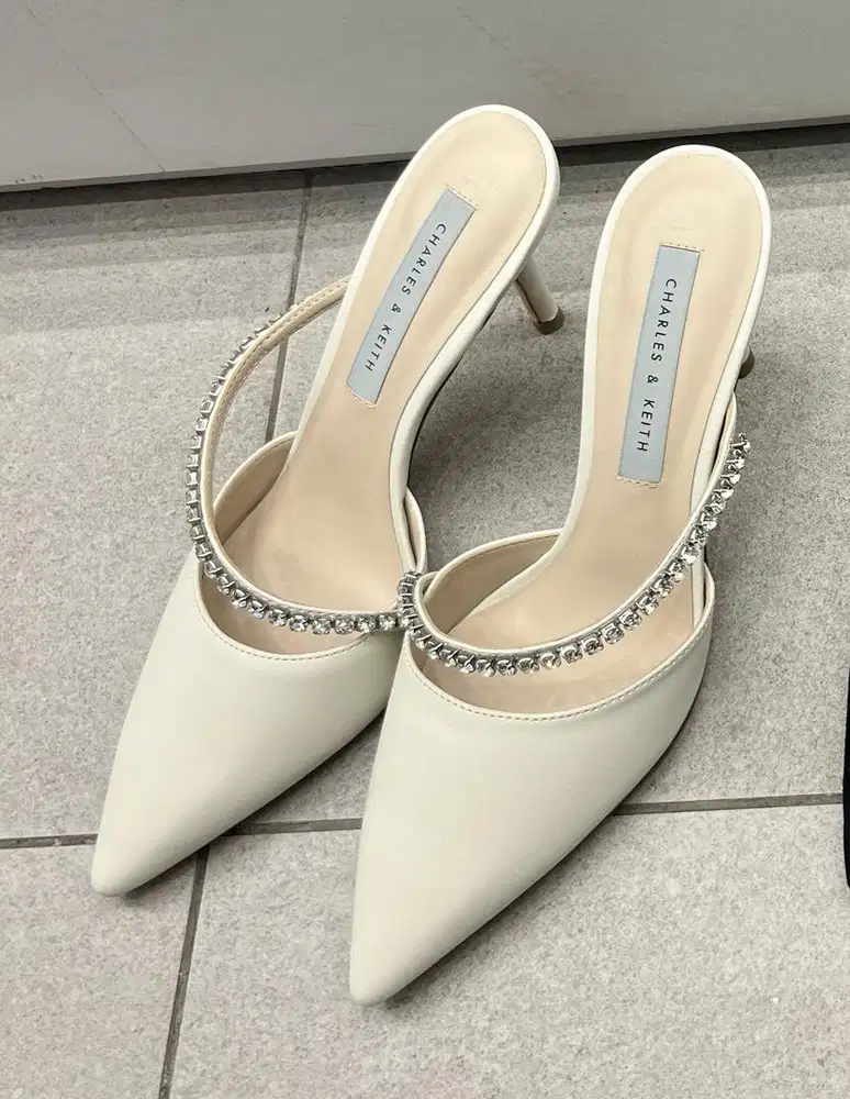 Heels charles n keith