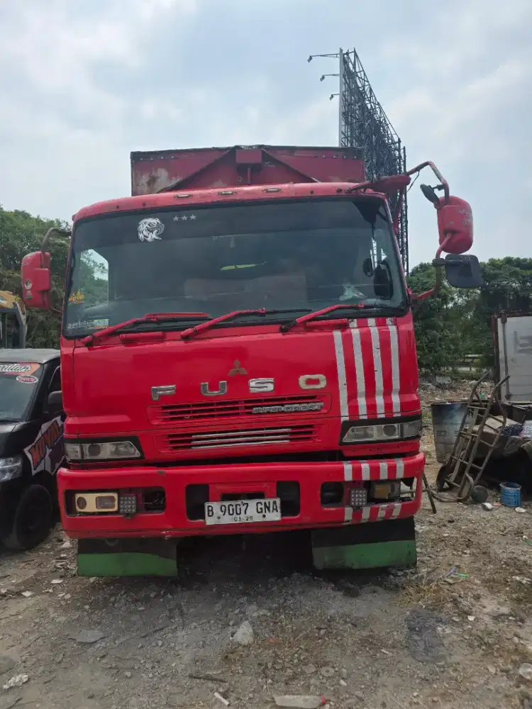Mitsubishi fuso 6D 40 thn 2006