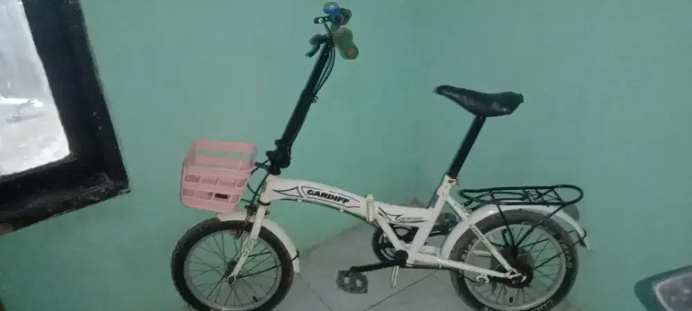Sepeda lipat merk genio