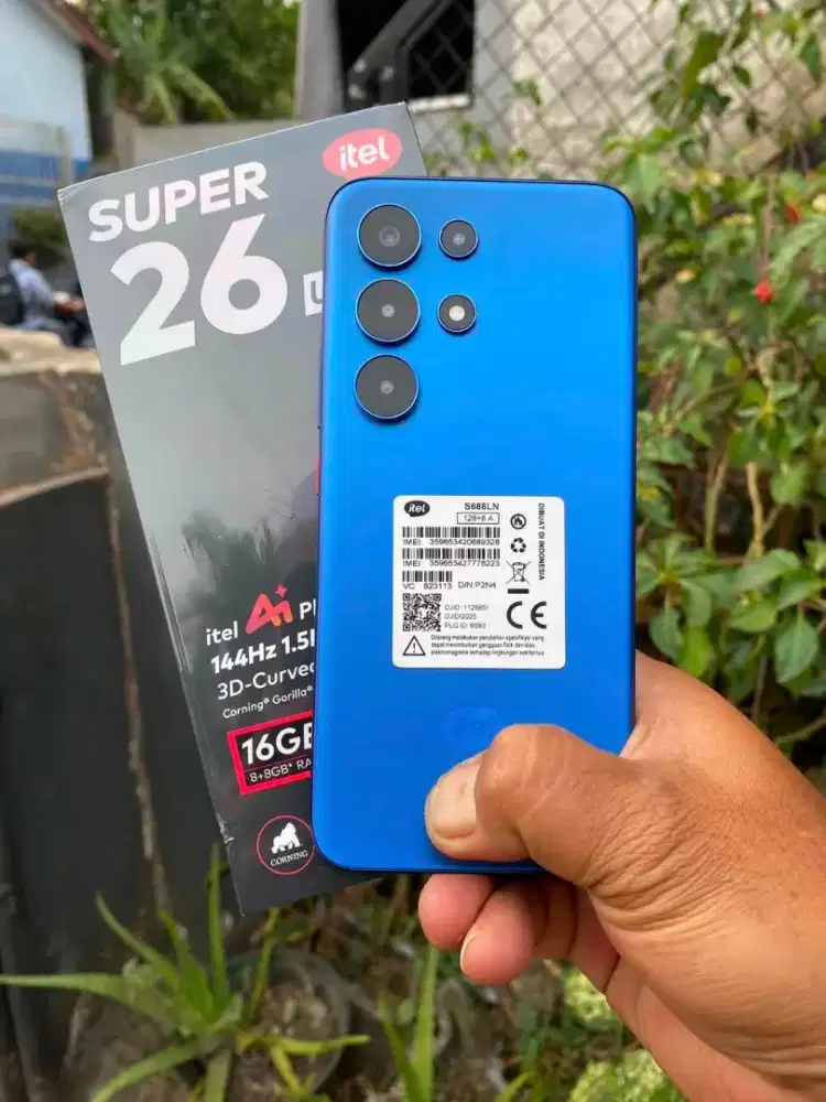 Itel s26 ultra layar lengkung