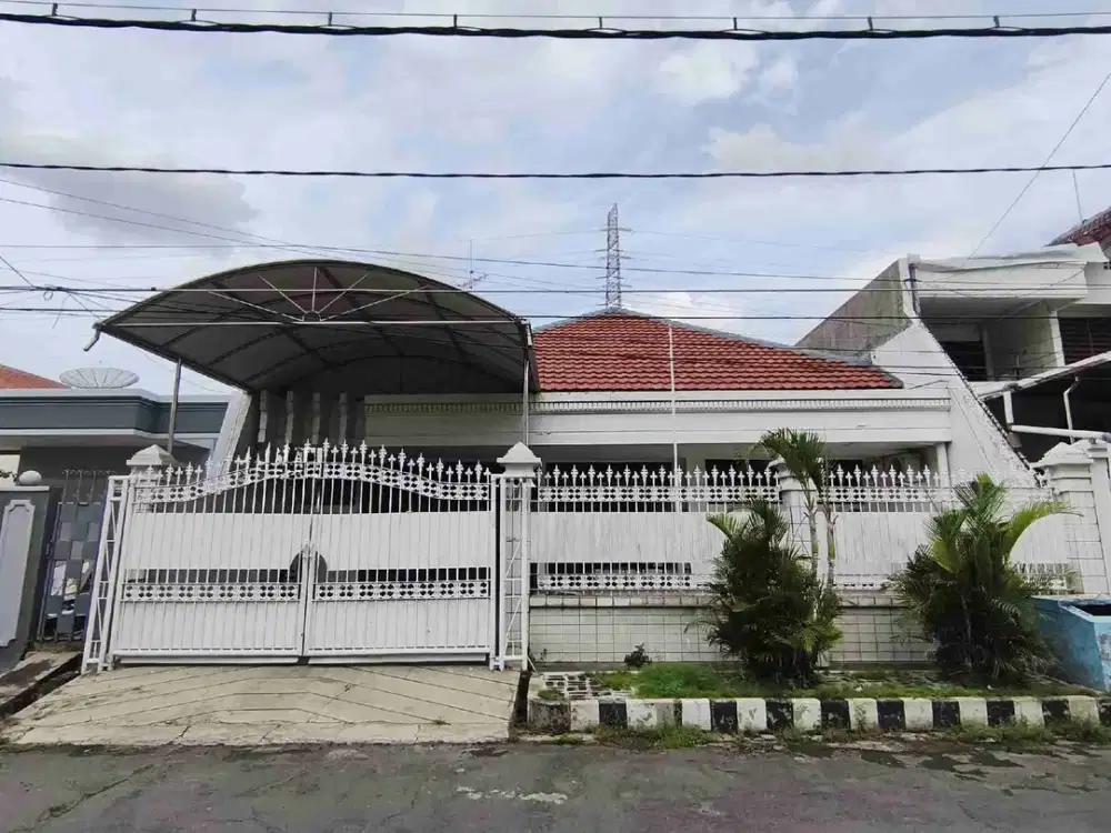 JUAL CEPATTT  RUMAH HITUNG TANAH DHARMAHUSADA INDAH