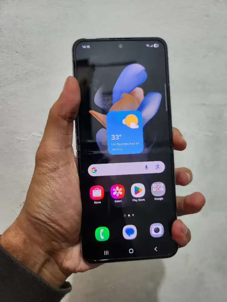 Samsung z flip 4 ram 8/256gb lengkap mulus nominus