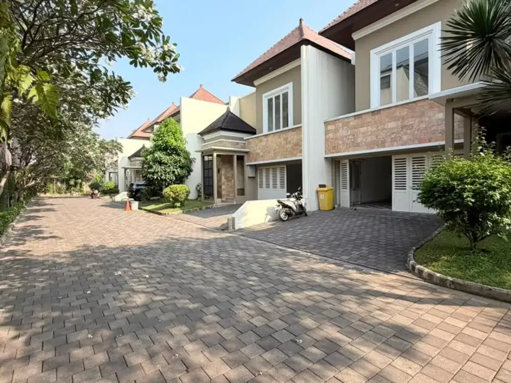 RUMAH CANTIK NUANSA BALI DI PRIVATE TOWNHOUSE DI PEJATEN AMPERA JAKSEL DIJUAL