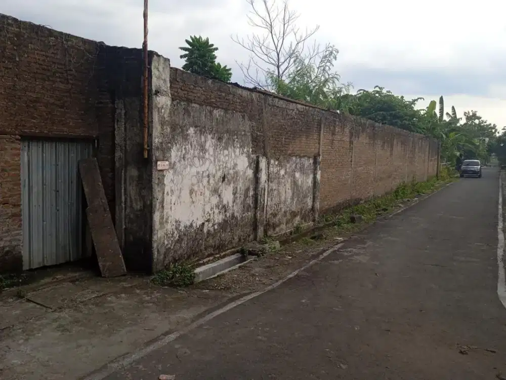 Tanah dijual di Kwarasan Grogol lingkungan tenang dekat Kampus STIKES Nasional