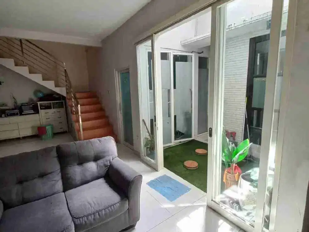 DIJUAL RUMAH RAYA KETINTANG NOL JL RAYA