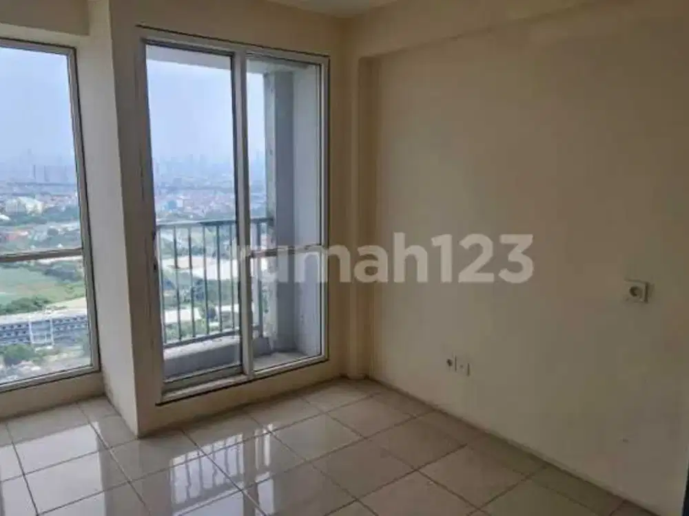 Apartment Tifolia Lantai Tinggi Strata Siap Huni Dekat Akses Tol Lokasi Strategis Unfurnished Perbatasan Jakarta Utara dan Jakarta Timur