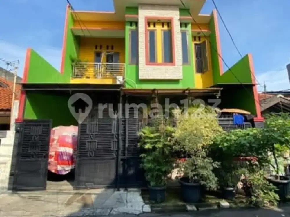 Rumah 2 lantai plus Kontrakan