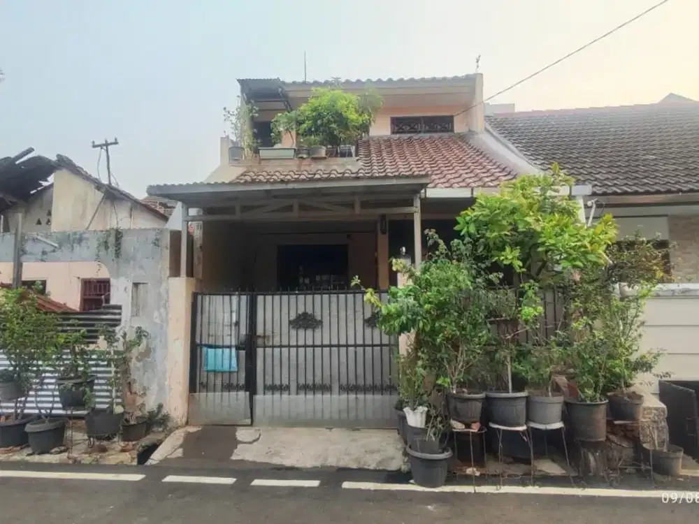 Rumah Cipinang Jaya hitung tanah dekat Mall Bassura