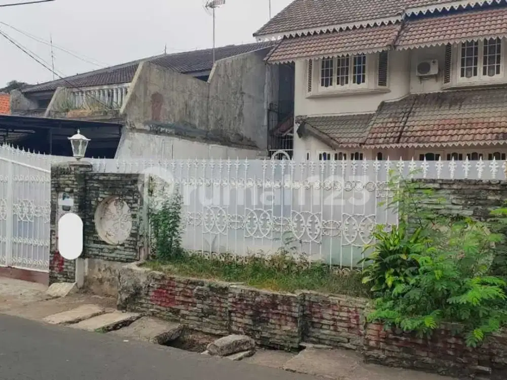 Rumah Bebas Banjir 2 Lantai Akses 3 Mobil Murah Luas 400 Meter di Jalan Raya Pisangan ,Matraman Jakarta Timur