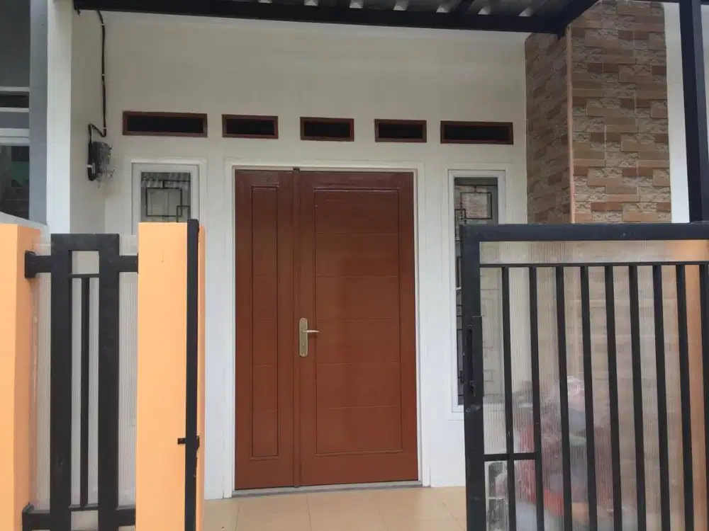 Dijual Rumah Semi Cluster - Dekat Stasiun Kereta Lenteng Agung, Jagaka
