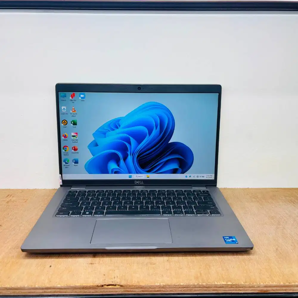 Laptop Dell Latitude 5420 Core i7 - 1185G7  ram 8gb DDR4 SSD 256GB