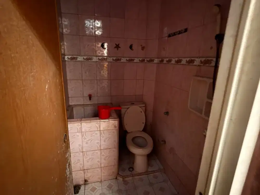 Dijual Rumah dengan harga terjangkau di kawasan Harapan Indah. Cocok untuk hunian keluarga maupun investasi.