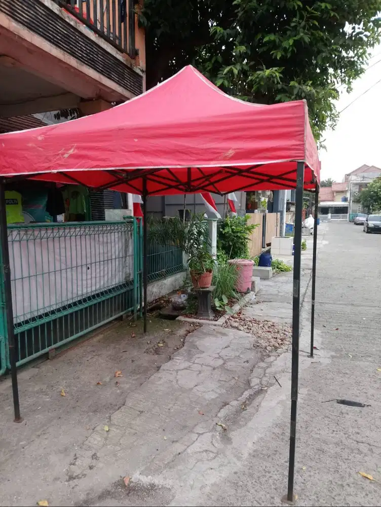 Tenda Lipat 2m x 2m Terpal Warna Merah