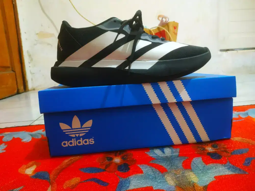 Sepatu adidas running vietnam