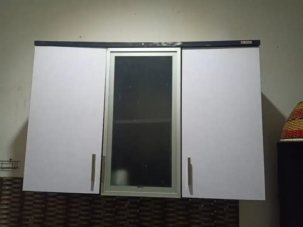 Kitchen set atas gantung