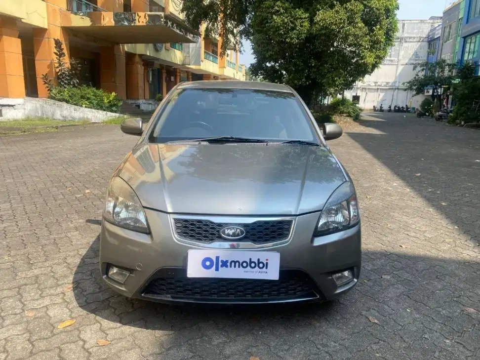 DP MURAH Kia Rio 1.4 SE Bensin-AT 2011  CNIMB